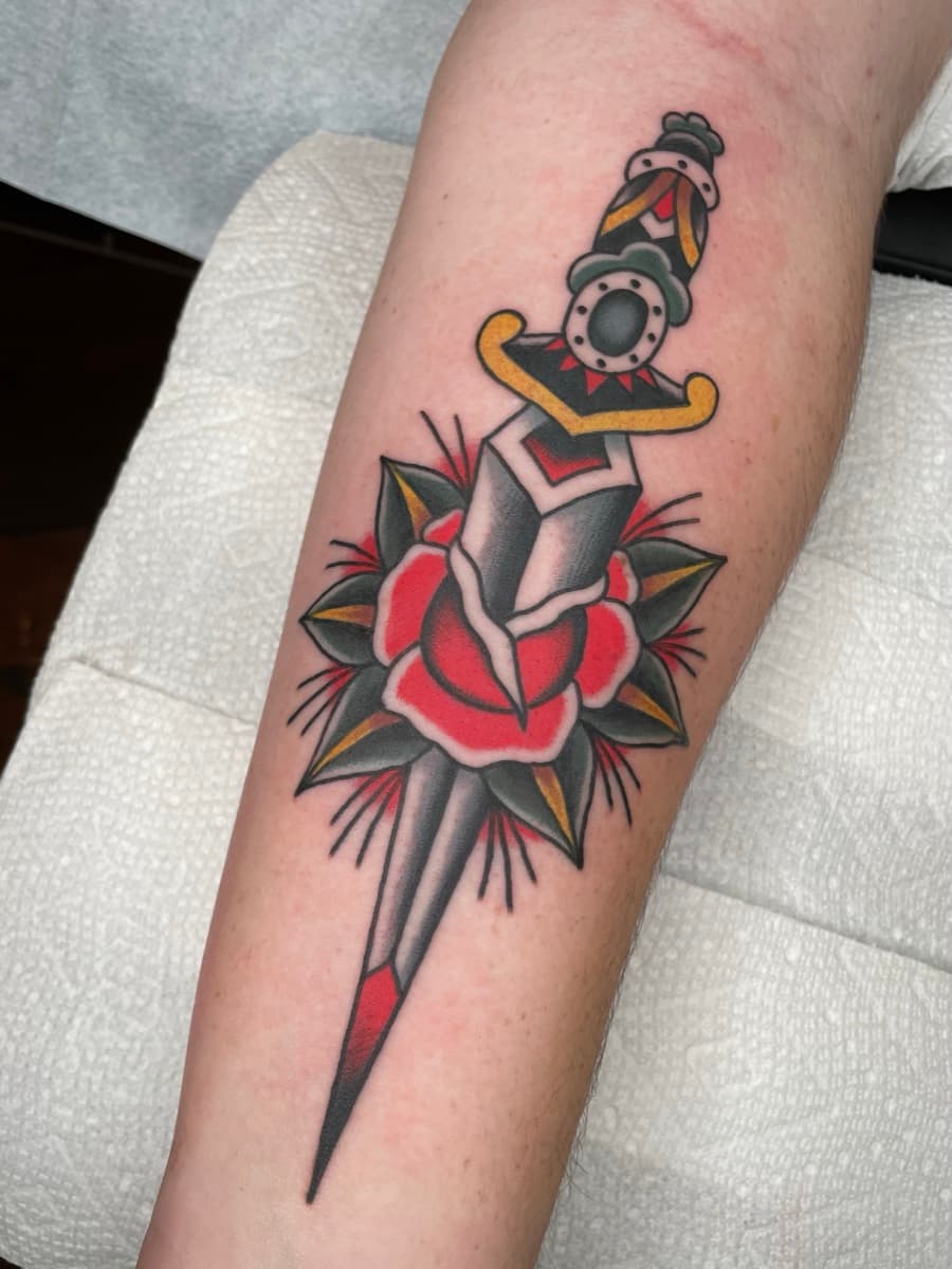 Heavy saturation traditional tattoo by Adam DeFiglio at Historic Tattoo Portland